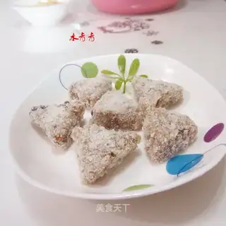 Magnetic red dates