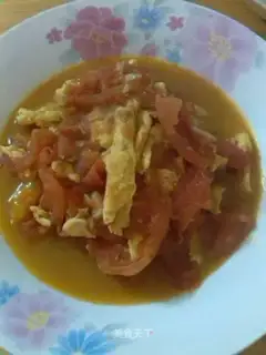 Tomato fried eggs