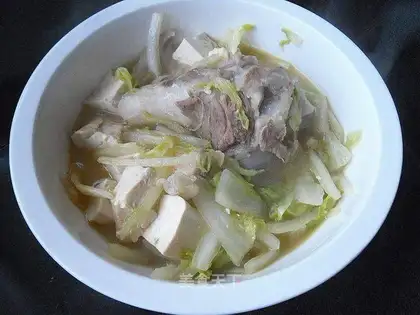 Pork bone stew