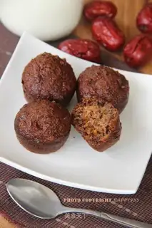 Low-fat red date cake