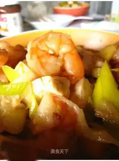 Monkey mushrooms and shrimp tofu