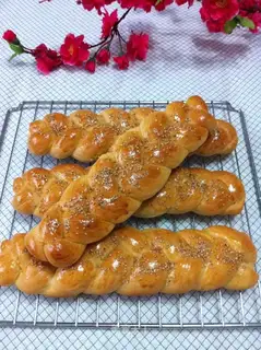 Bread with a braid