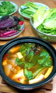 Fresh tofu spicy hot pot