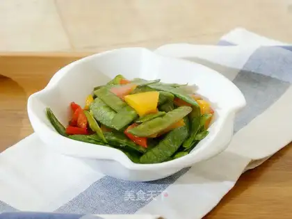 Pire peppers for Dutch beans