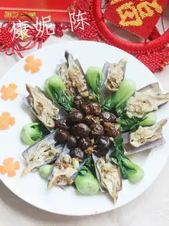 Pelican mushrooms