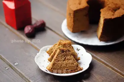 Red sugar, red date, twirl cake