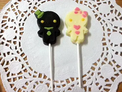 Baby chocolate lollipop