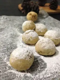 walnut snowball