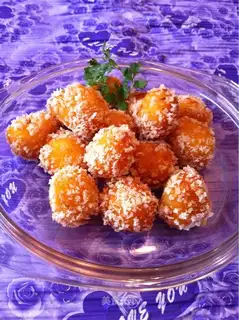 Softly fried pumpkin rice balls