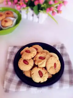 Peanut cookies