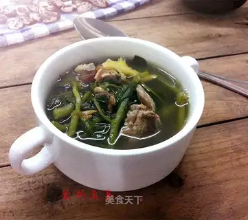 Queen's pork soup