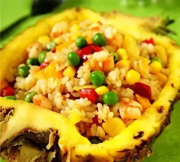 Thai pineapple rice