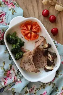 Black pepper lamb chops