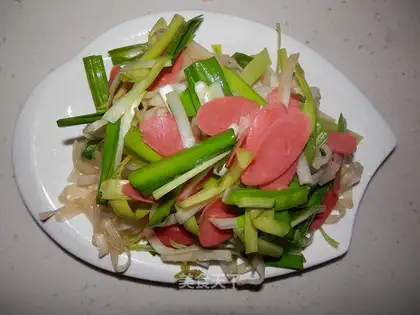 Three pieces of noodles