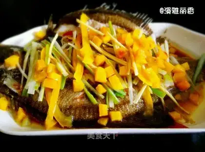 Vacuated gold plate fish