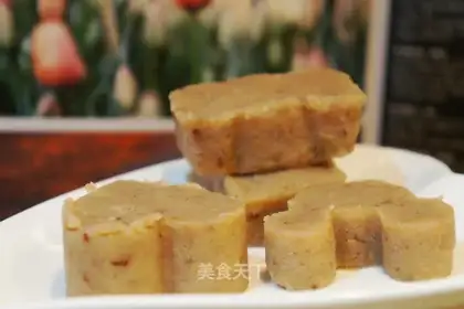 Rose chestnut cake