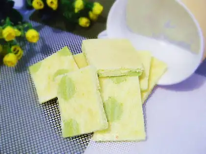 Bread cake