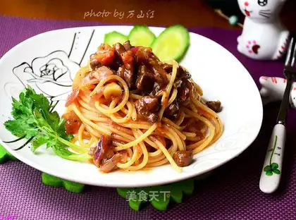 Cheese and beef pasta