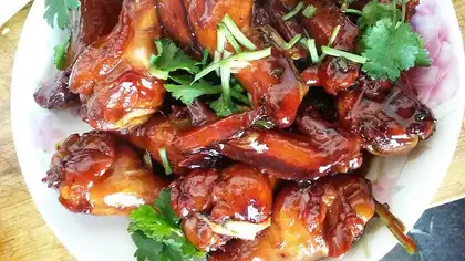 Red chicken wings
