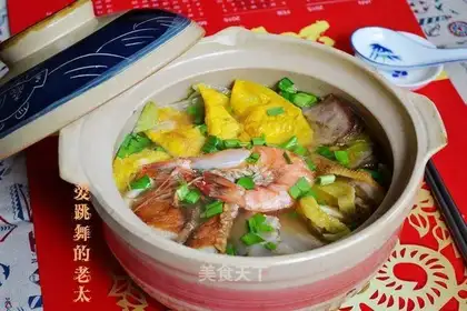 A pot of cabbage