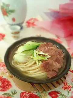 Fast beef noodles