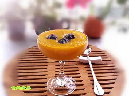 Pumpkin with jam and dates