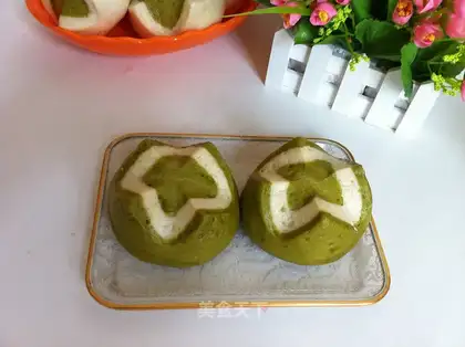 The spinach juice's on the side