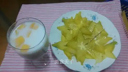 Sugar-colored peaches