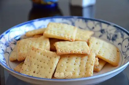 Sesame soda cookies