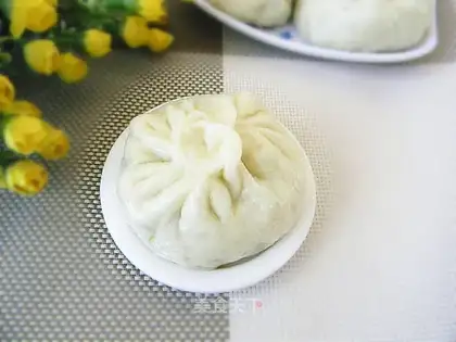 A mushroom egg bun