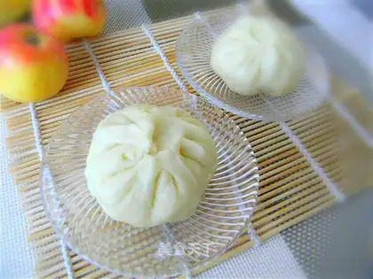 Carrot onion bun