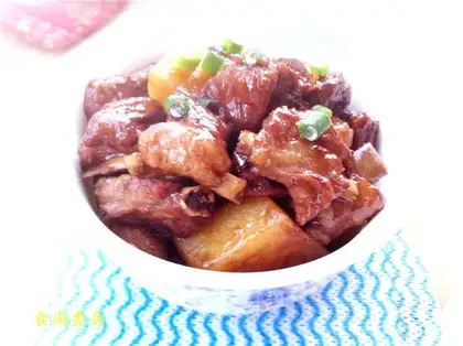 Plum chops, potatoes