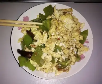Potato pepper fried eggs