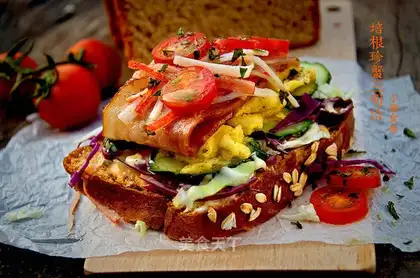 Bacon crab sandwich
