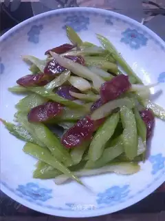 Weenie fried celery