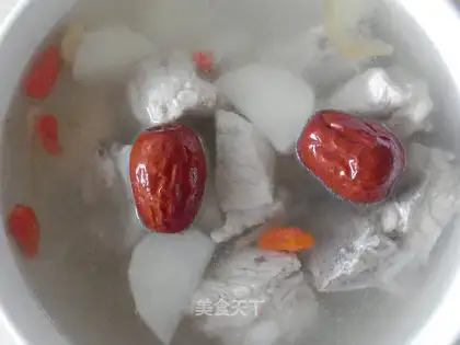 Mountain medicine and bone soup
