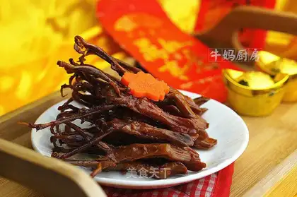 Lemon ginger duck tongue