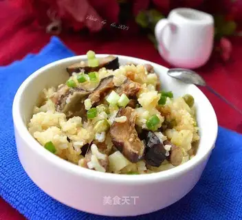 Chestbone, mushroom and potatoes