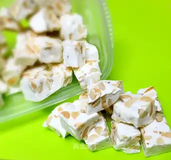 Cow Rolling Sugar