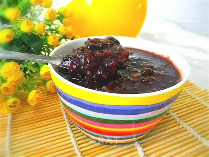 Black rice, black beans
