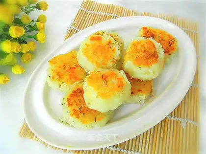 Fried mashed potatoes