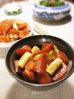 Honey carrot cake