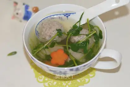 Peas seedball soup