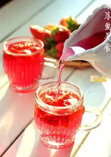 I'll have a nice-looking strawberry