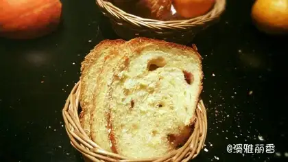 Bread machine raisins