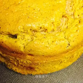 Red-tree cake