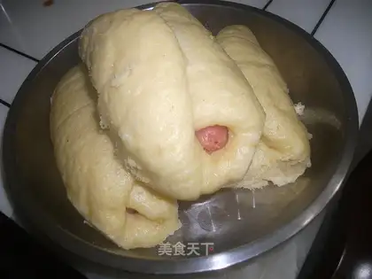 Hot dog rolls