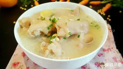 Soybeans hoove soup