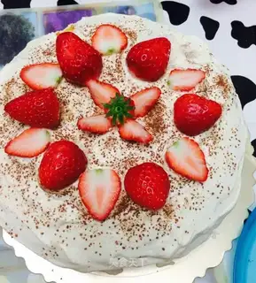 Strawberry cake