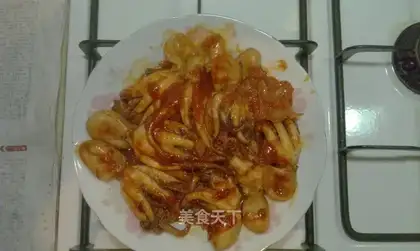 Hot cabbage and octopus